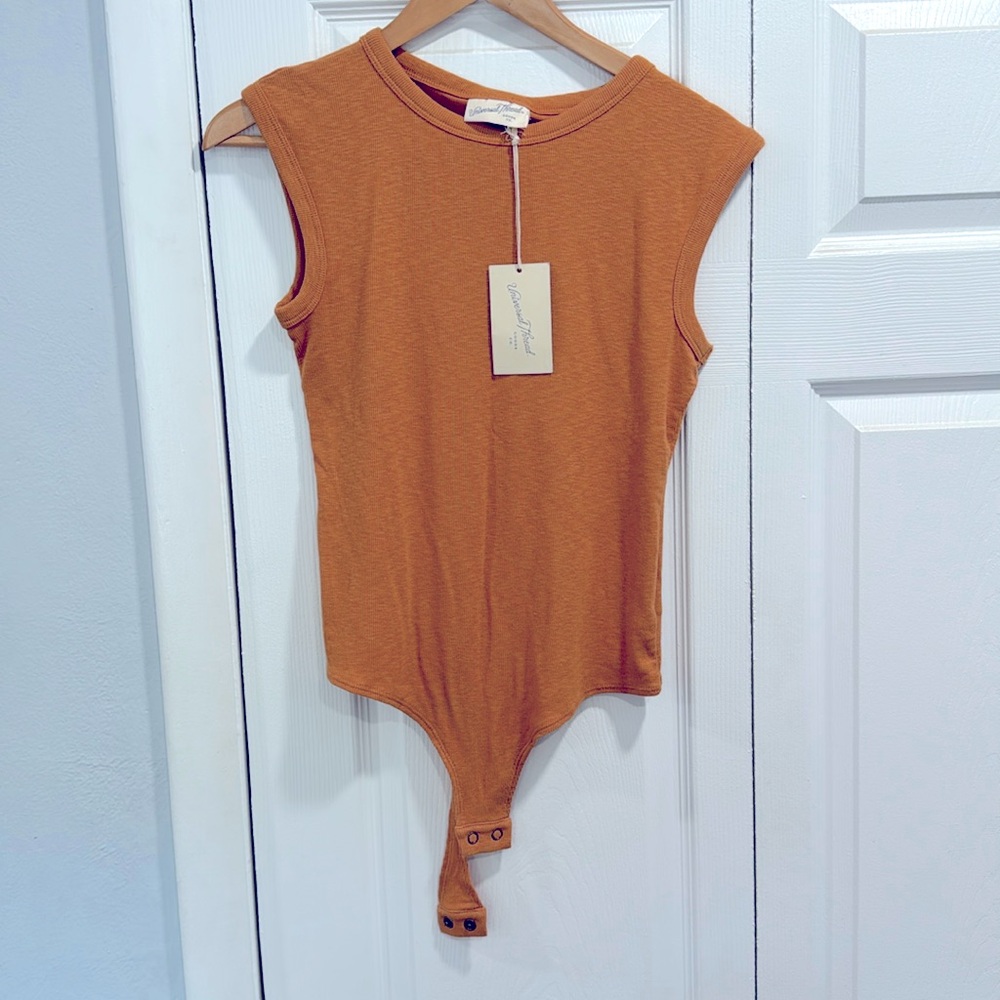 NWT Universal Thread Burnt Orange Bodysuit